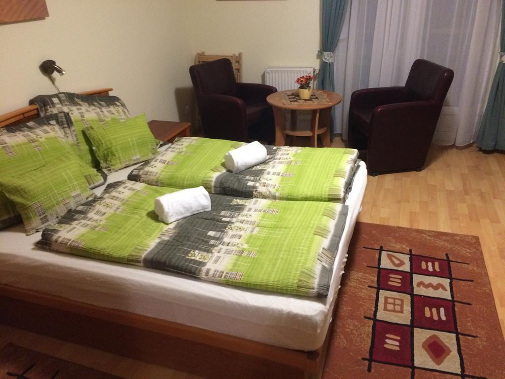 City Center Apartments Hévíz מראה חיצוני תמונה