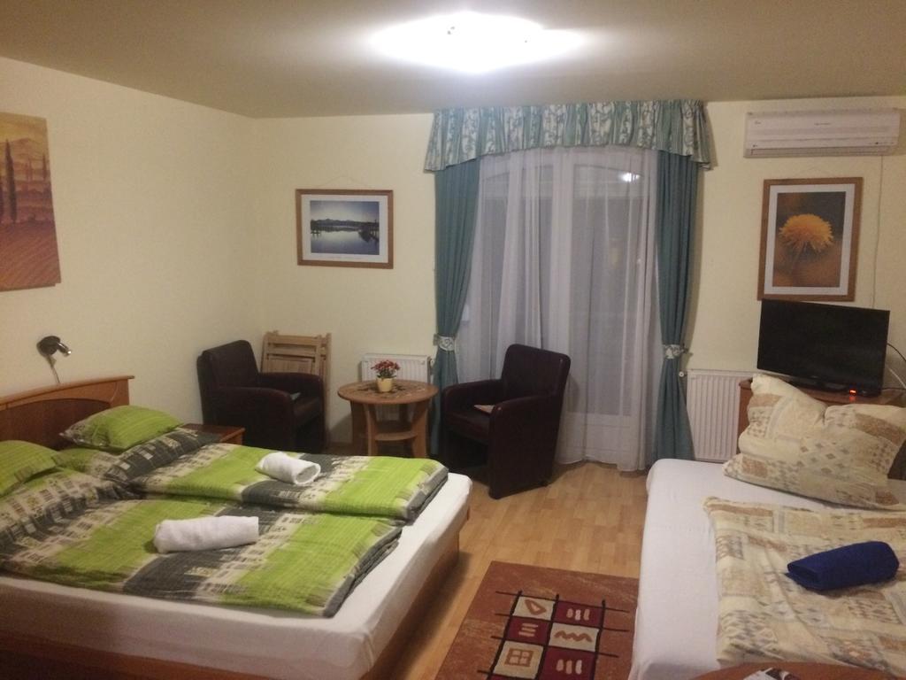 City Center Apartments Hévíz מראה חיצוני תמונה