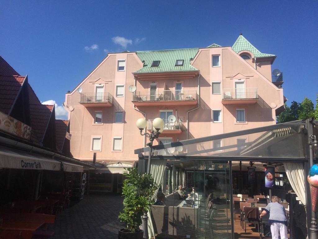 City Center Apartments Hévíz מראה חיצוני תמונה